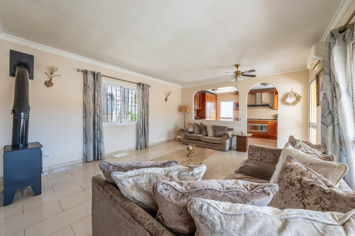4 Bedroom Villa in Monda - Photo 58