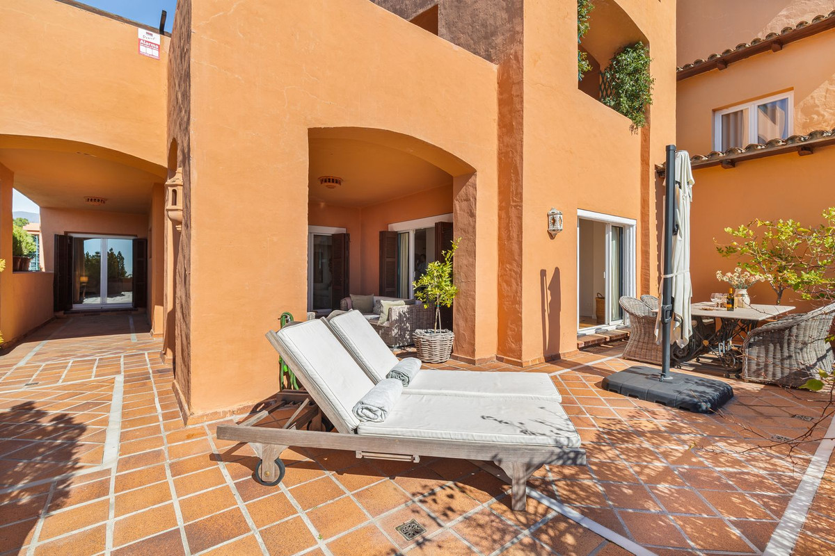 3 Bedroom Apartment in Marbella - Photo 27