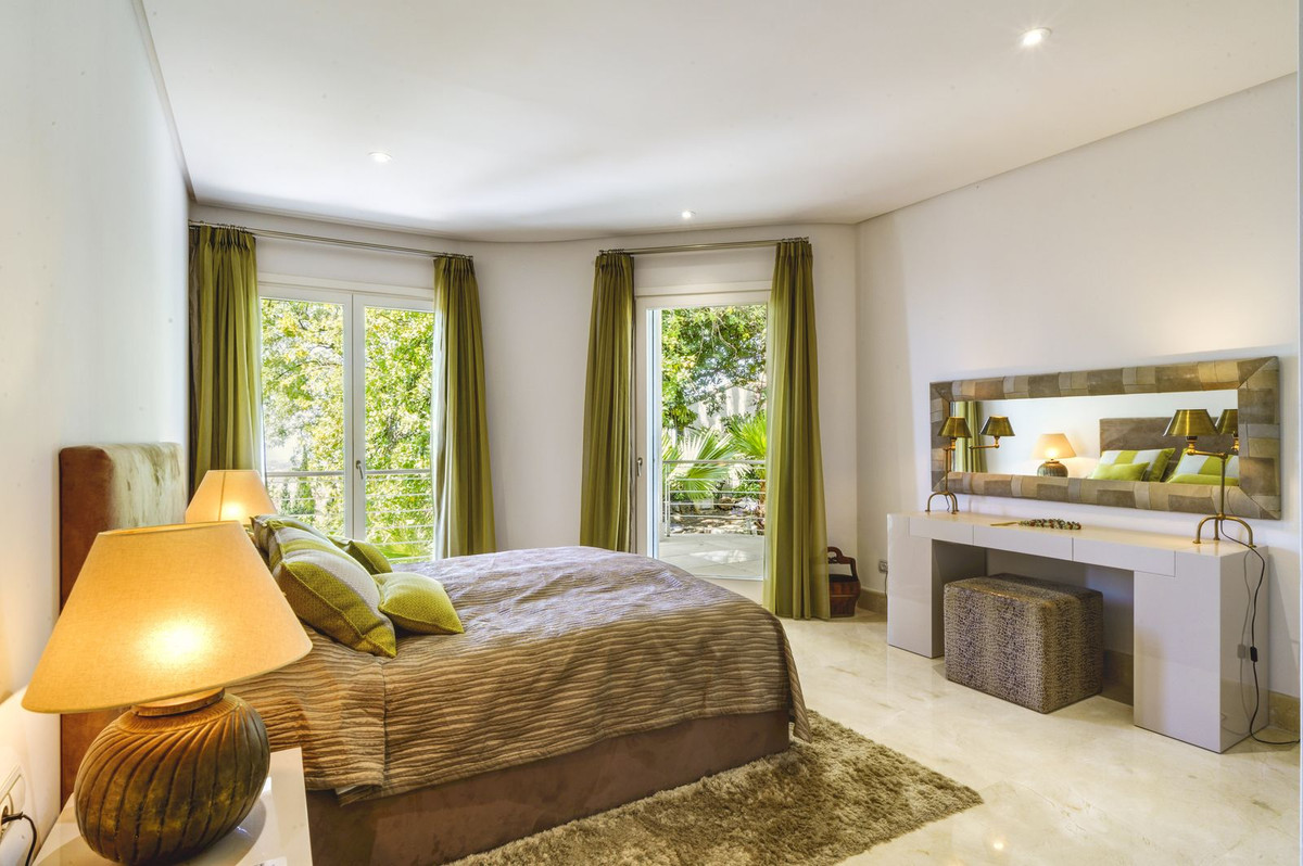 5 Bedroom Villa in Benahavís - Foto 25