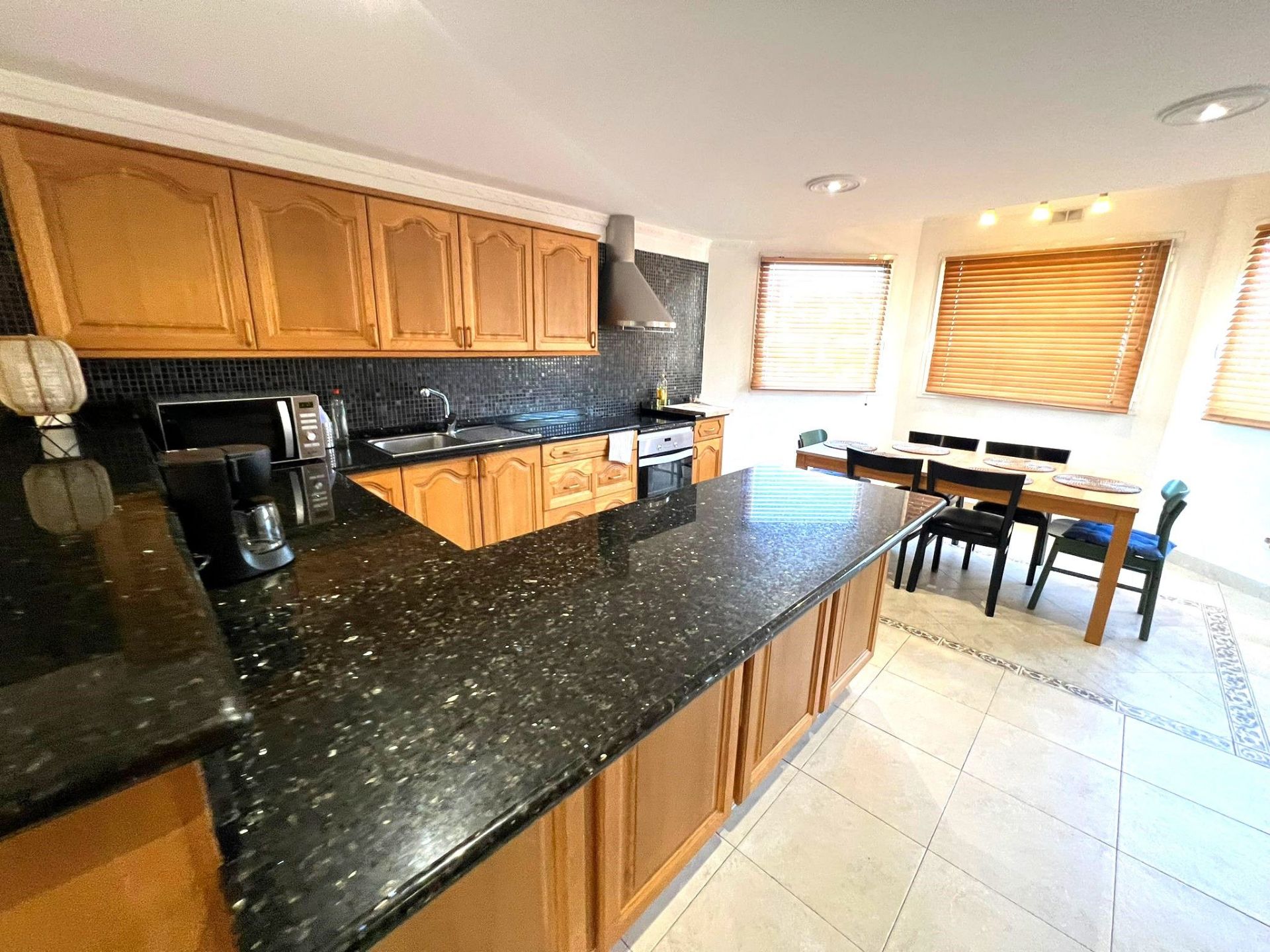 6 Bedroom Villa in Mijas - Photo 4