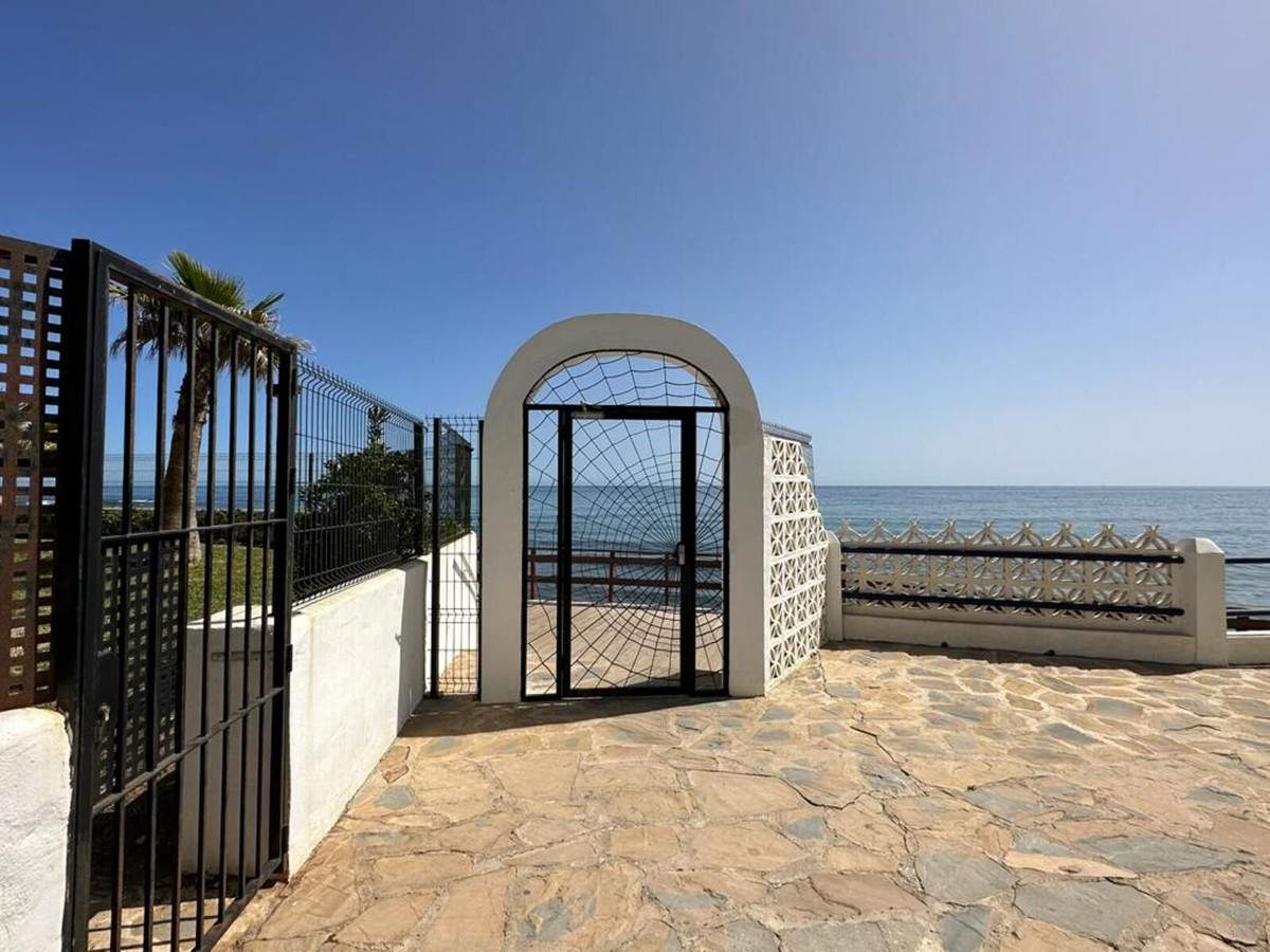 3 Bedroom Apartment in Mijas - Photo 37