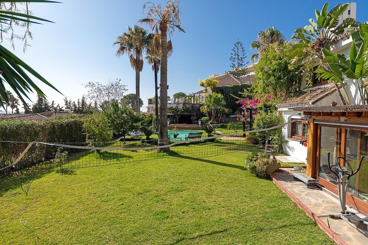 7 Bedroom Villa in Marbella - Photo 11
