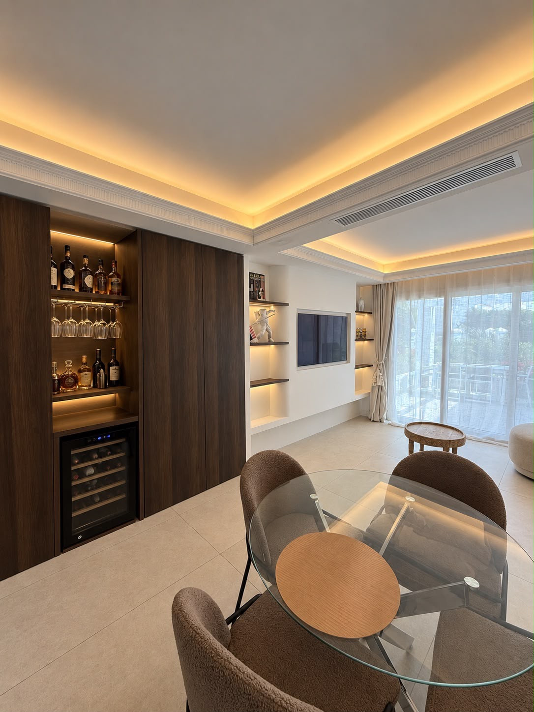 2 Bedroom Apartment in Marbella - Photo 3