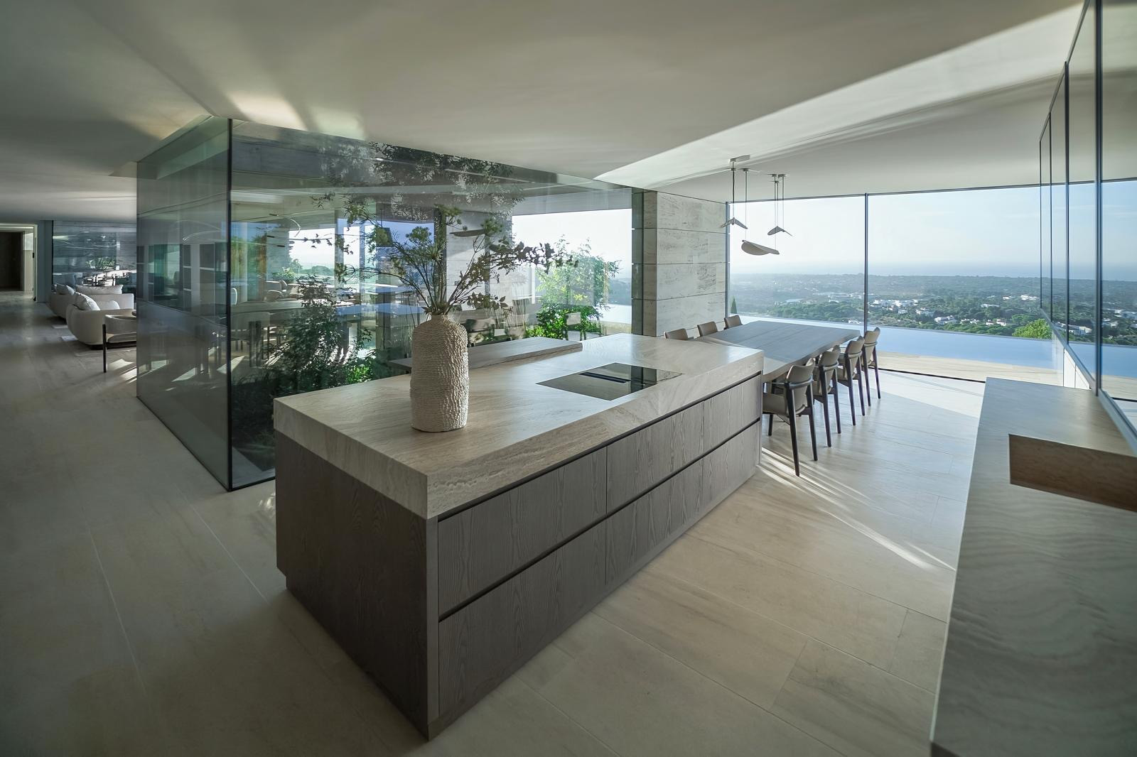 7 Bedroom Villa in Sotogrande - Photo 6