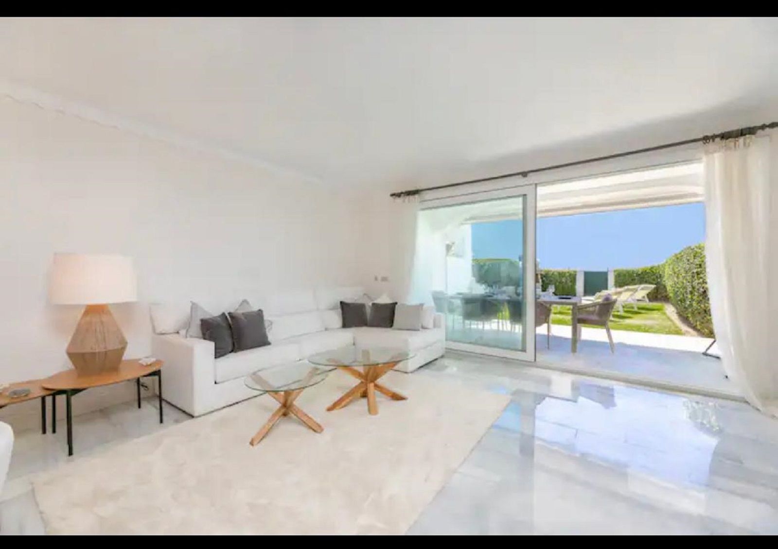 4 Bedroom Villa in Marbella - Photo 6