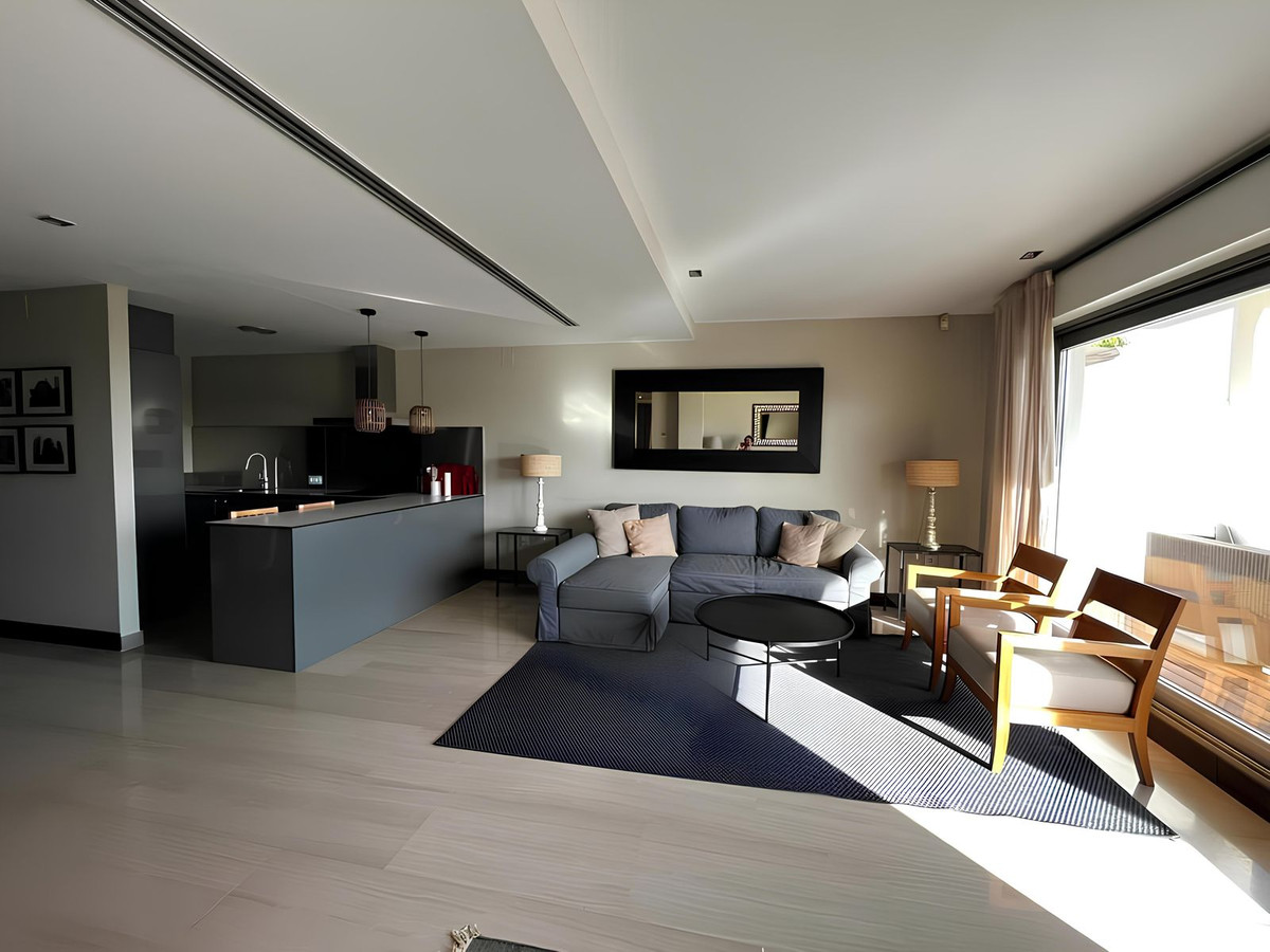 1 Bedroom Apartment in Benahavís - Foto 8