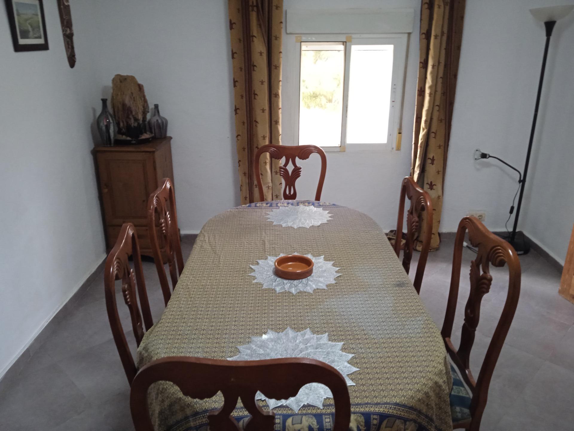 Chalet de 5 dormitorios con piscina en Granada – Foto 20
