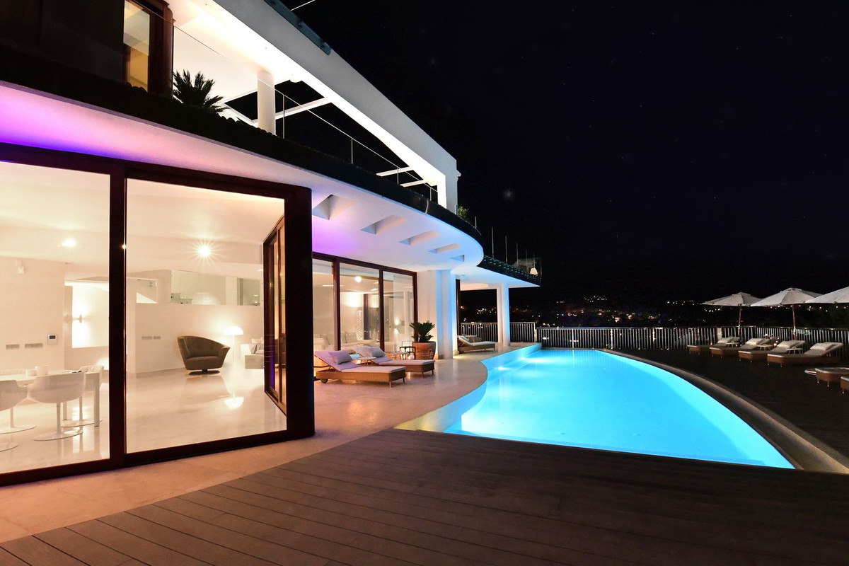 7 Bedroom Villa in Marbella - Photo 66