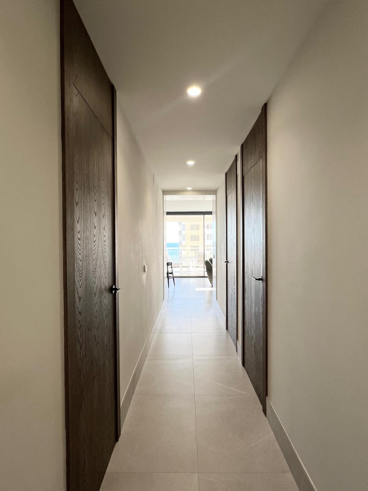 4 Bedroom Penthouse in Fuengirola - Photo 15