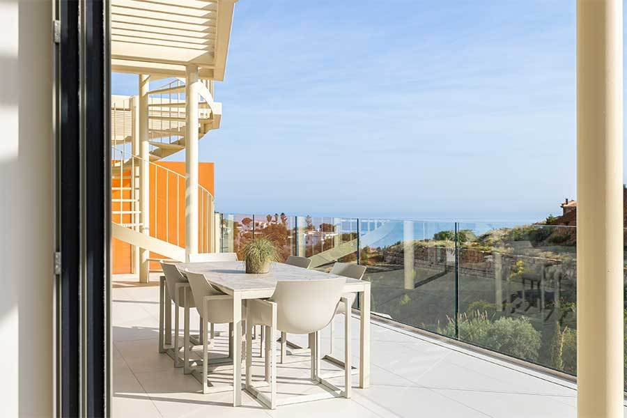 3 Bedroom Penthouse in Fuengirola - Photo 2