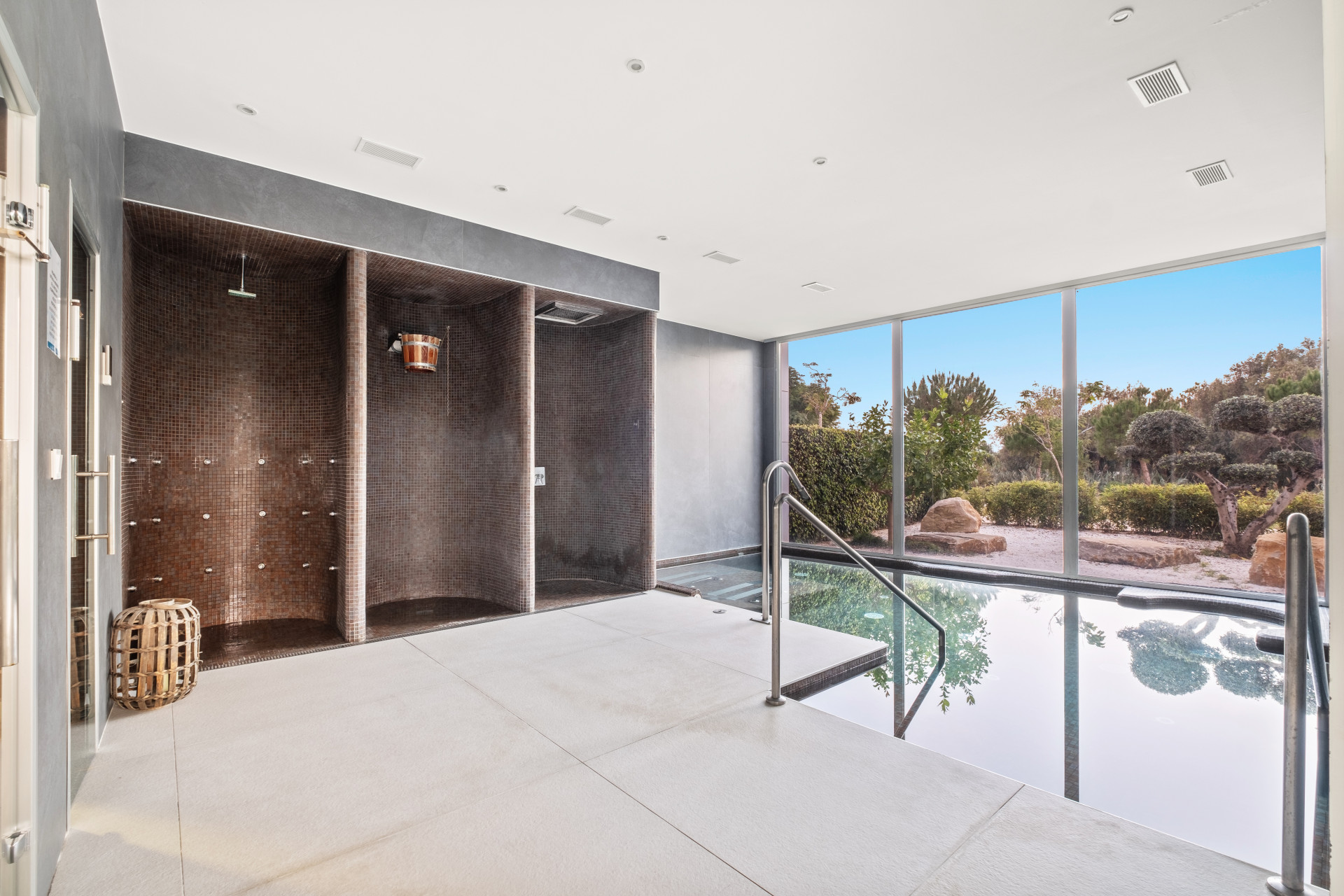2 Bedroom Apartment in Estepona - Foto 17