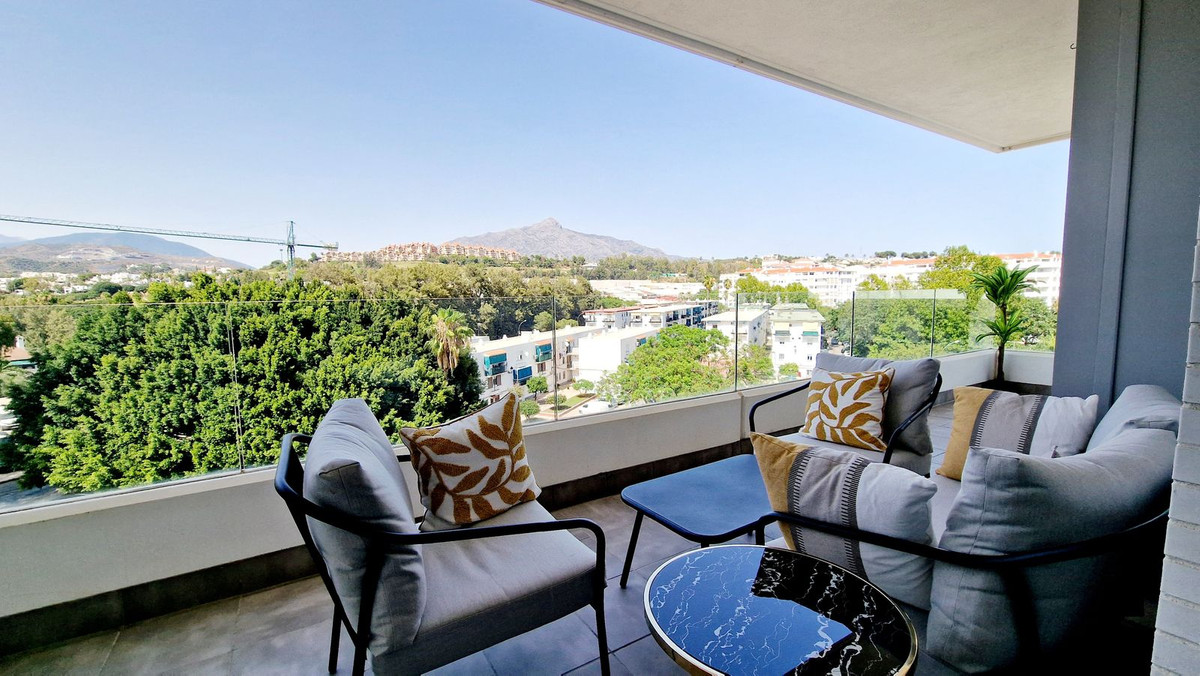 3 Bedroom Apartment in Marbella - Photo 7