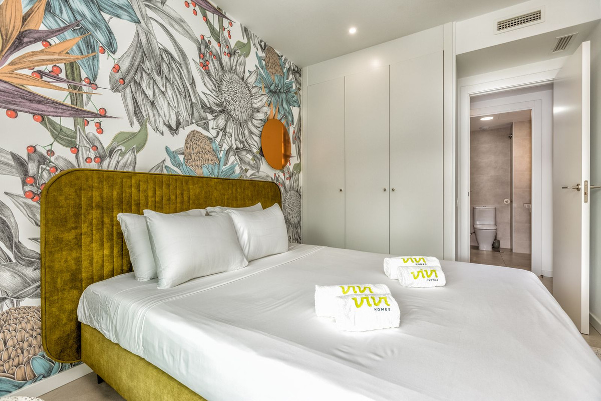 2 Bedroom Apartment in Fuengirola - Photo 21