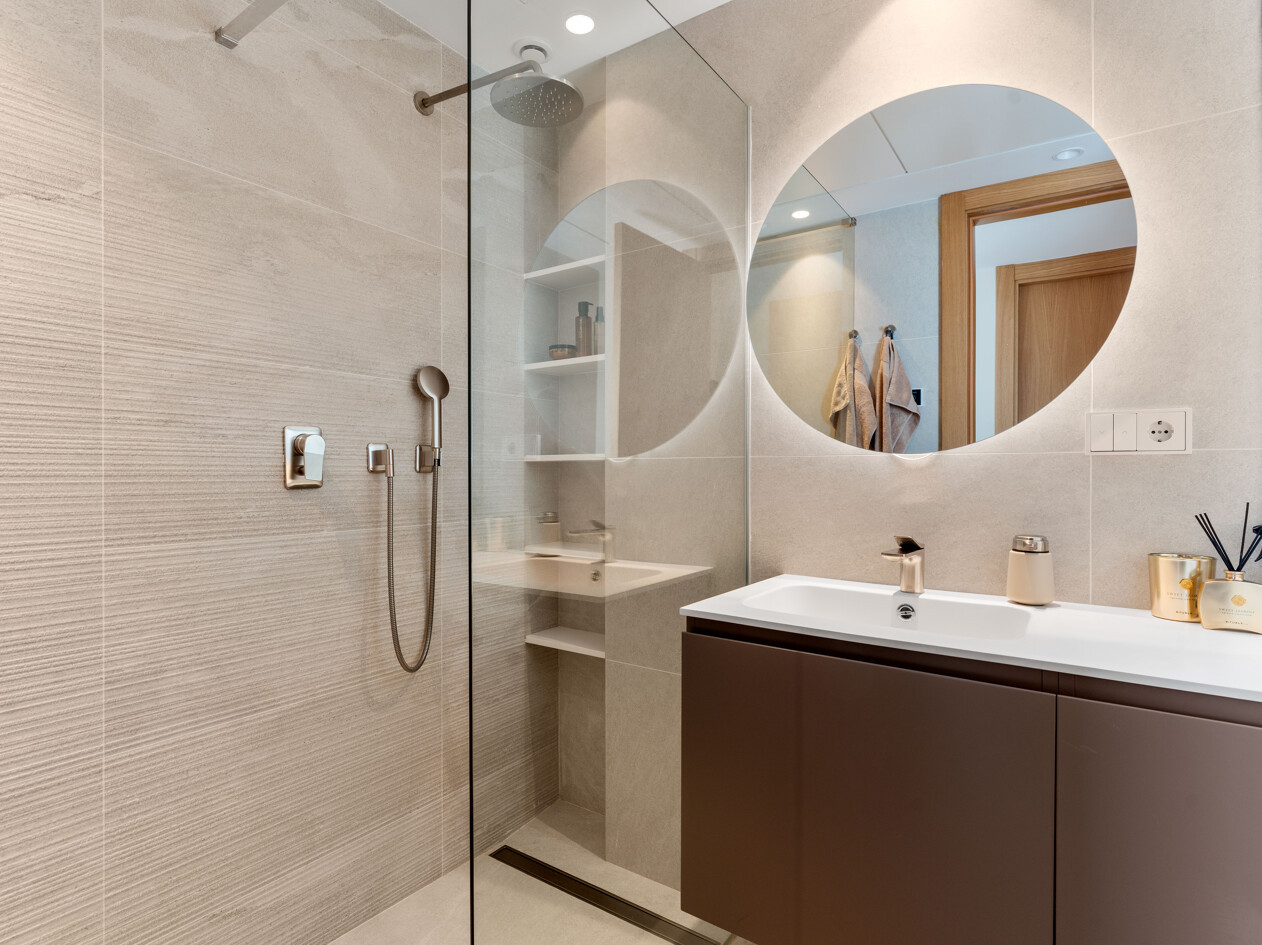 3 Bedroom Apartment in Benahavís - Photo 18