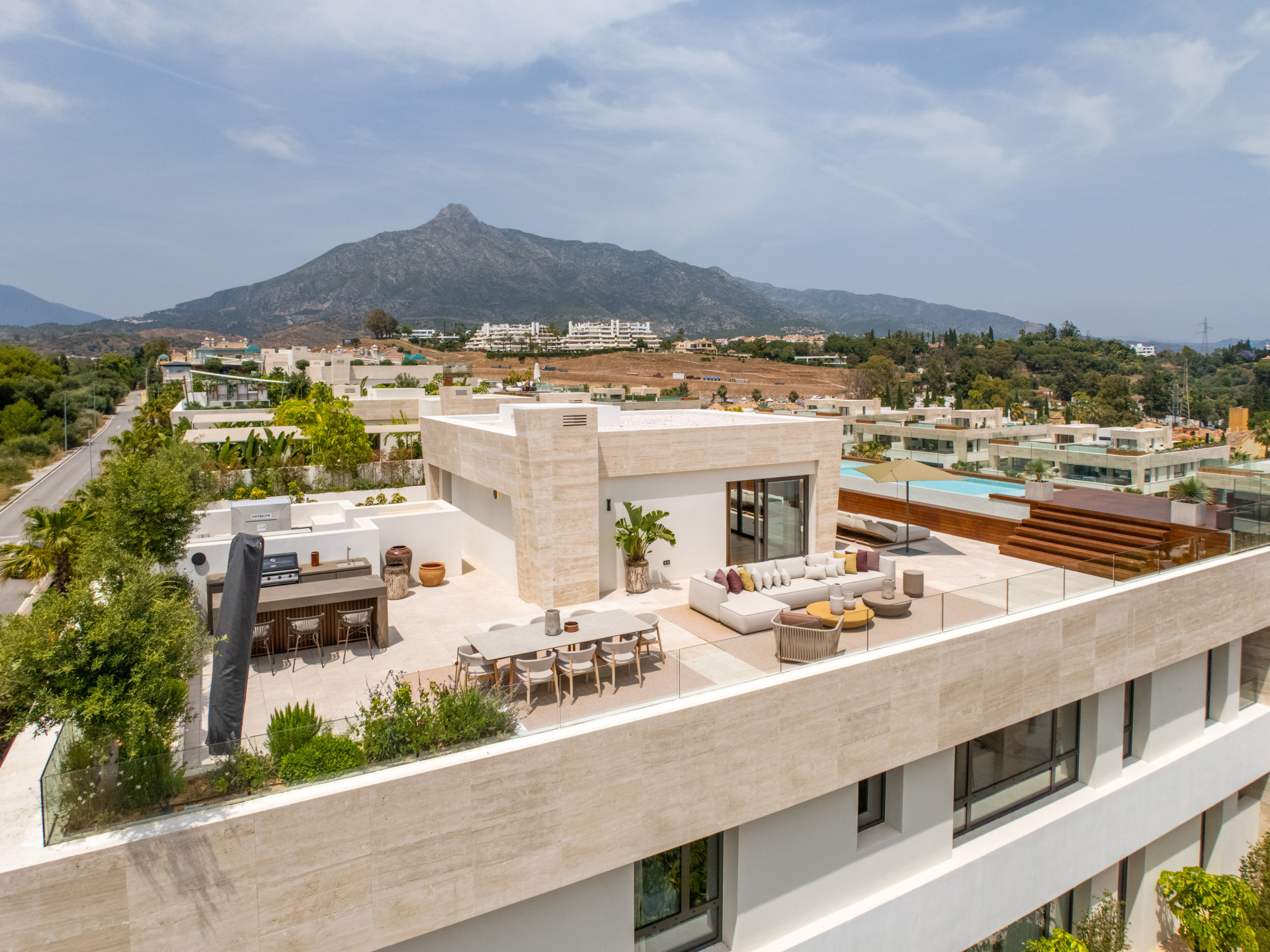 4 Bedroom Villa in Marbella - Photo 27