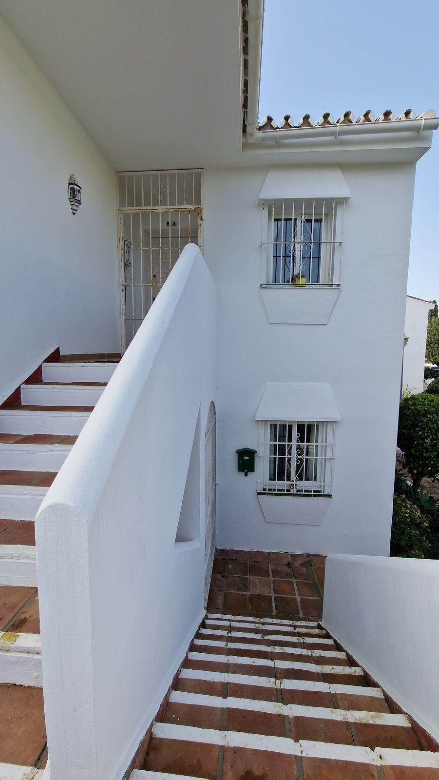 2 Bedroom Apartment in Estepona - Photo 18