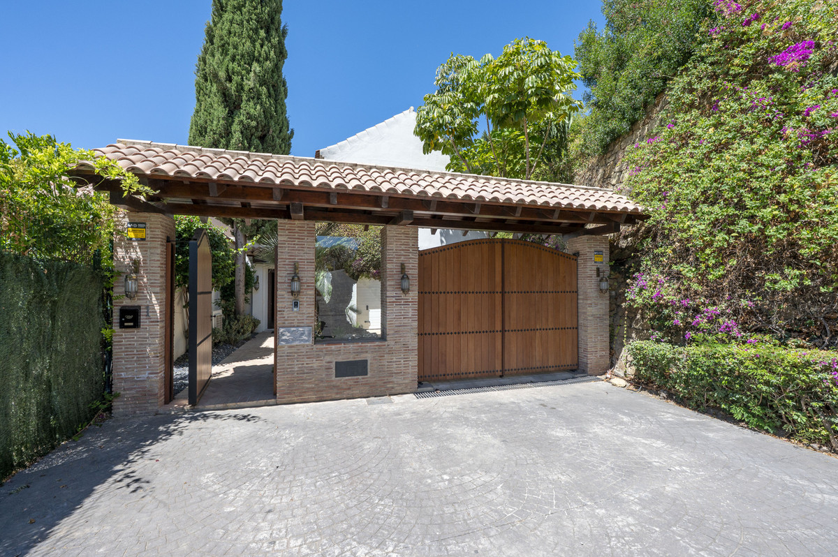 4 Bedroom Villa in Estepona - Foto 48