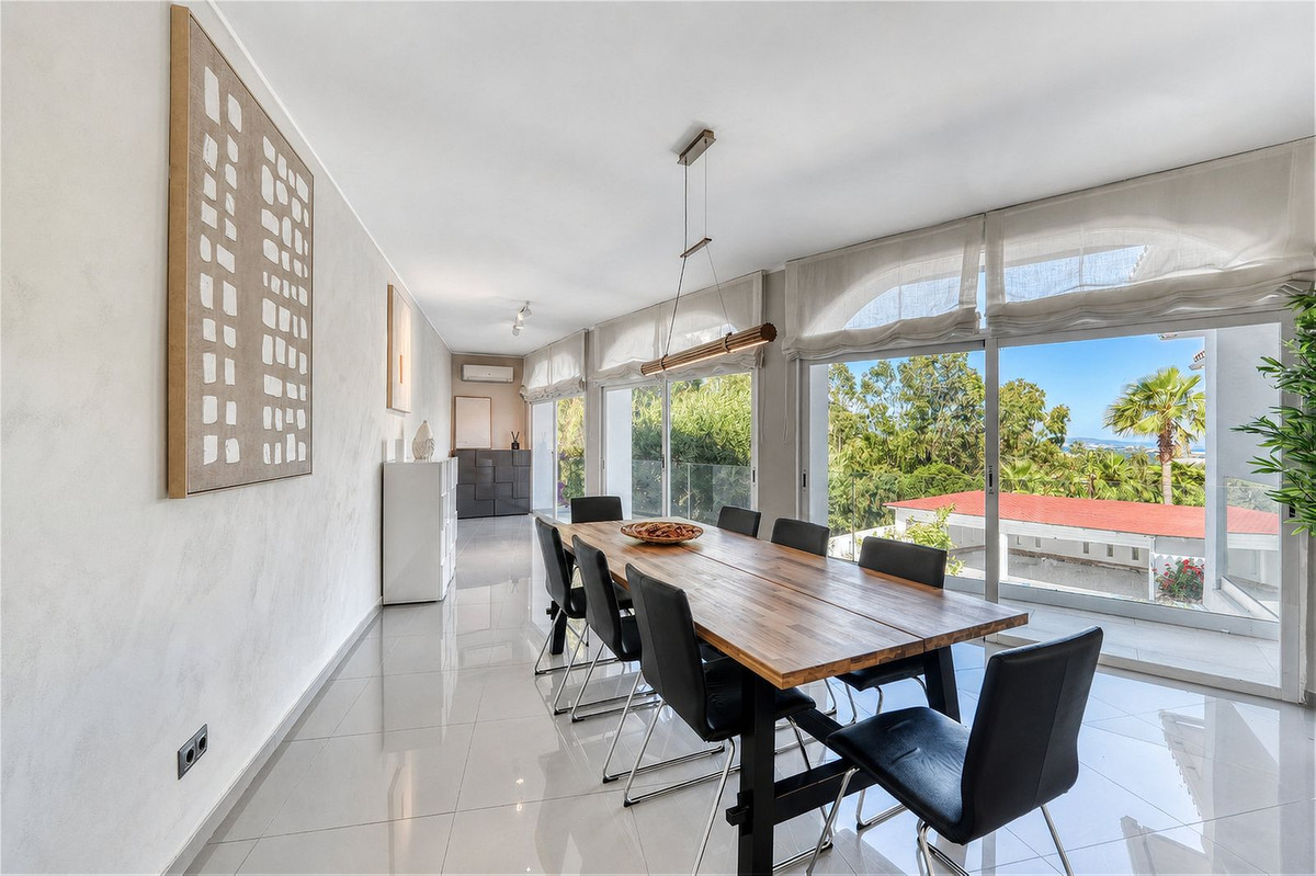4 Bedroom Villa in Benahavís - Foto 27