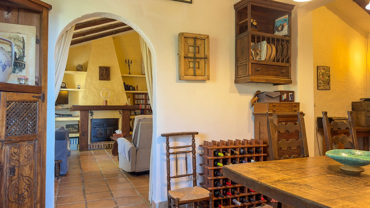 3 Bedroom Country house in Alhaurín el Grande - Photo 10
