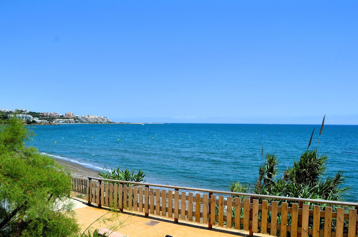 3 Bedroom Townhouse in Estepona - Фото 27