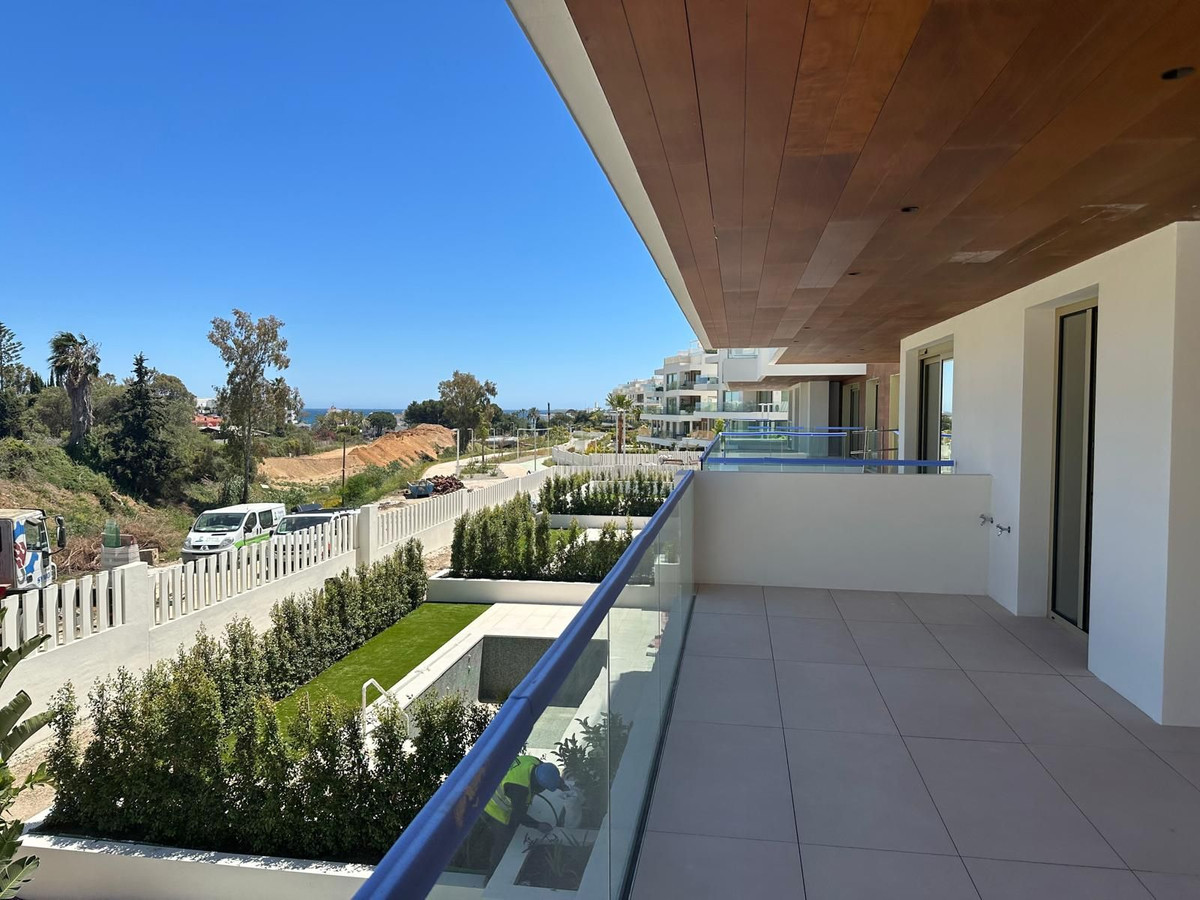 2 Bedroom Apartment in Marbella - Photo 16