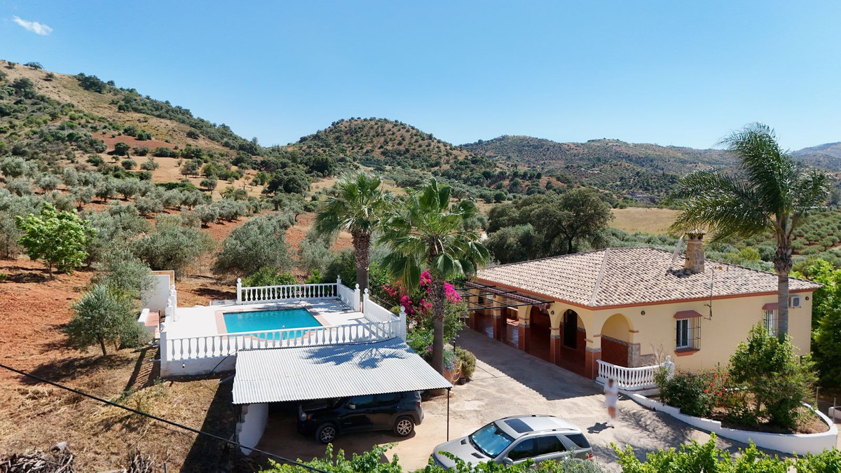 3 Bedroom Villa in Coín