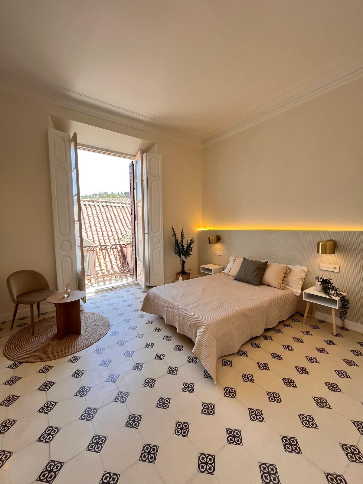 4 Bedroom Apartment in Málaga - Photo 13
