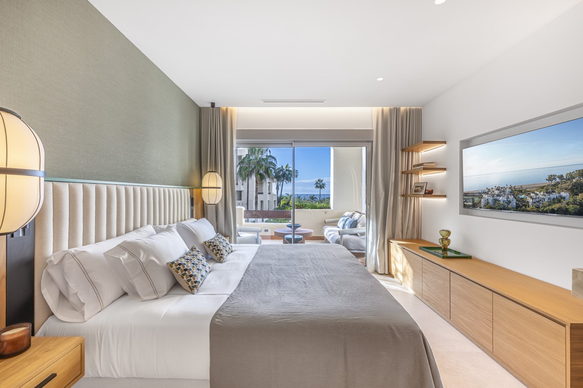 3 Bedroom Apartment in Estepona - Photo 12