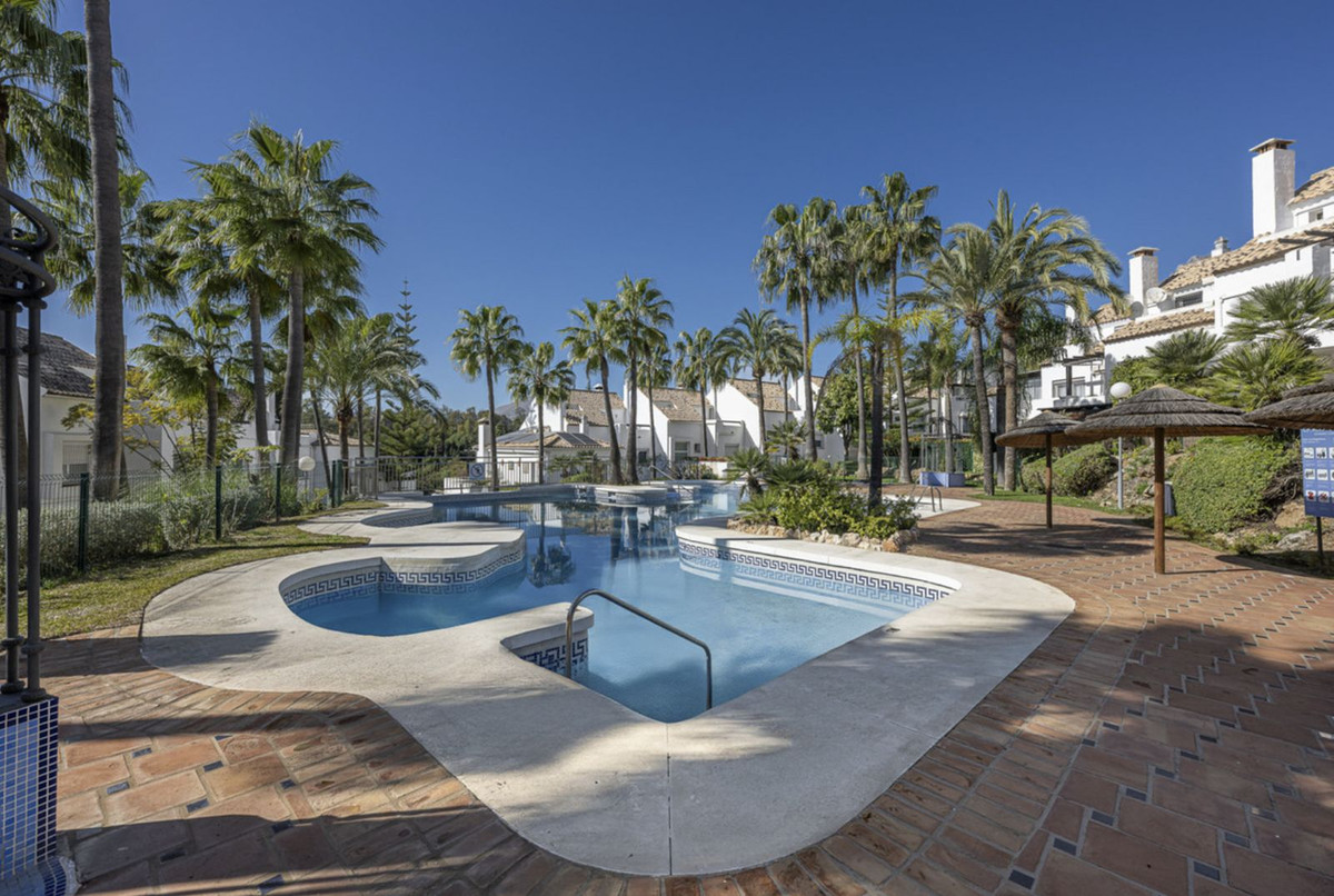 5 Bedroom Townhouse in Marbella - Photo 31