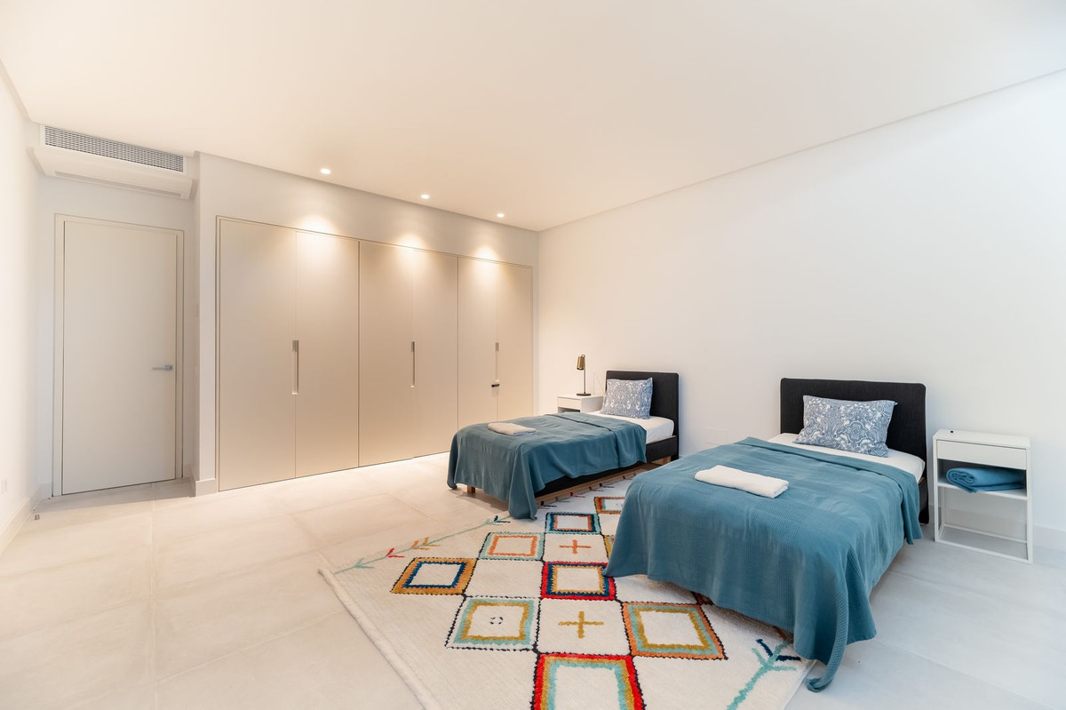 6 Bedroom Villa in Benahavís - Foto 16