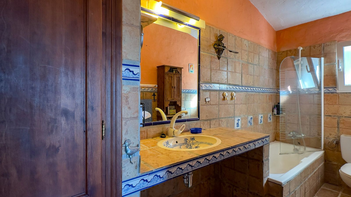 3 Bedroom Country house in Alhaurín el Grande - Photo 23