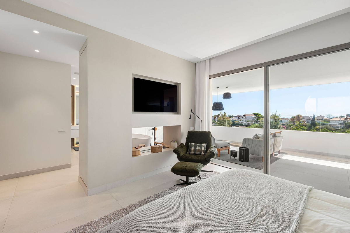 4 Bedroom Villa in Marbella - Foto 13