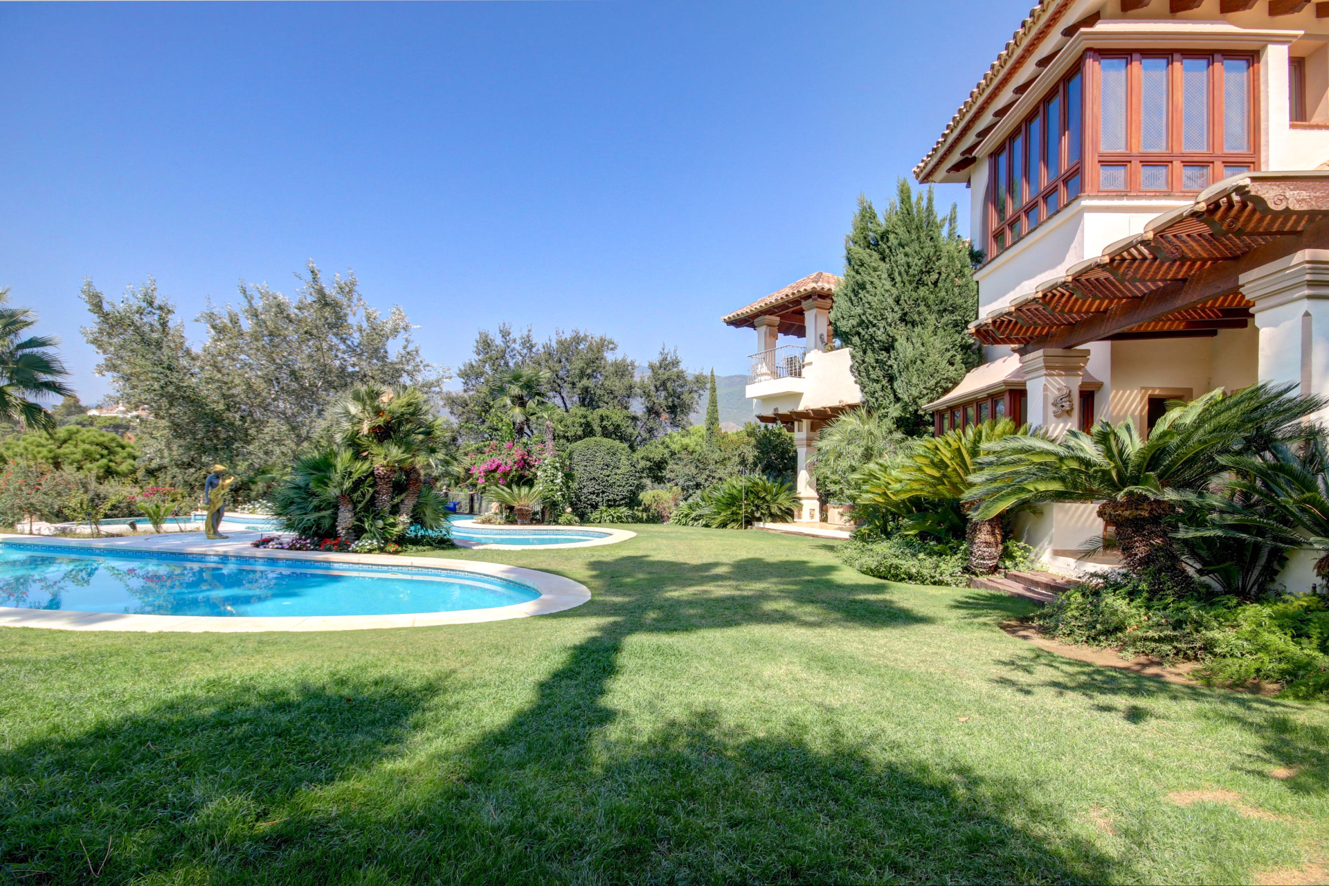 7 Bedroom Villa in Benahavís - Foto 14