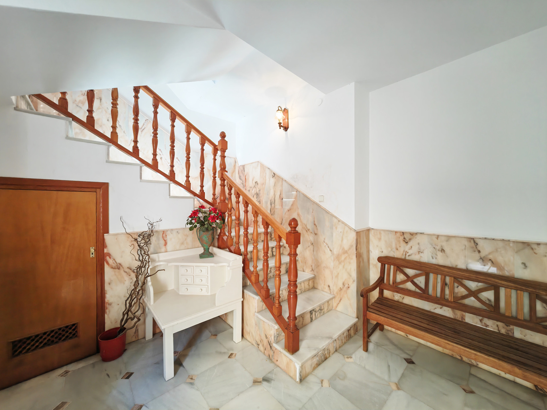 5 Bedroom Townhouse in Estepona - Фото 16