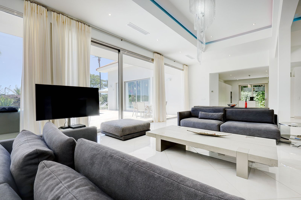 5 Bedroom Villa in Sotogrande - Photo 22