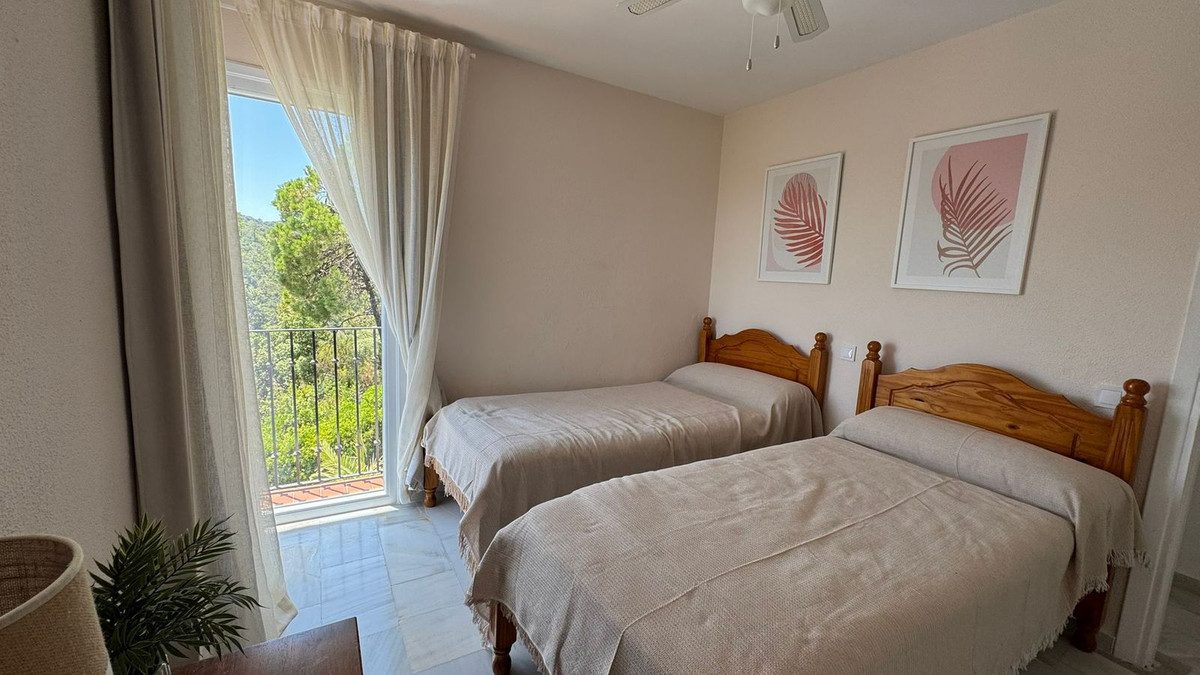 3 Bedroom Villa in Estepona - Photo 31
