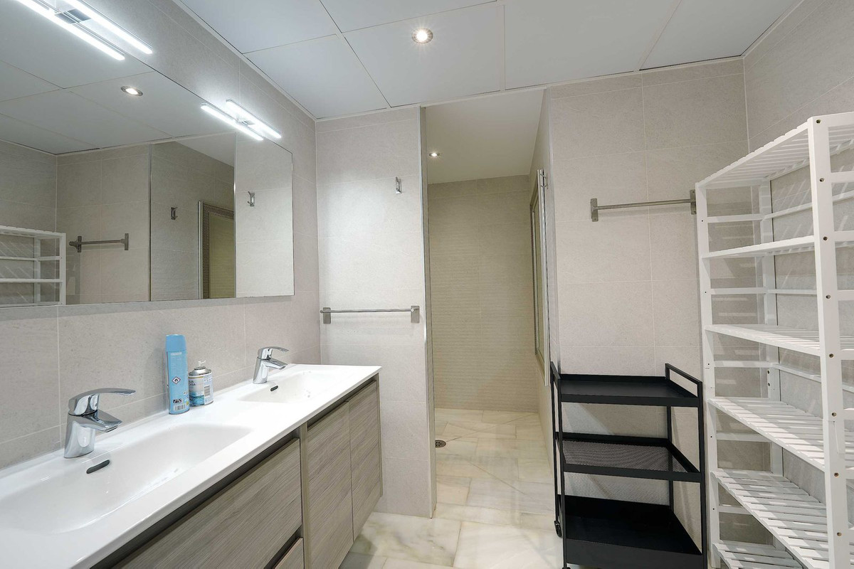 3 Bedroom Apartment in Marbella - Foto 16