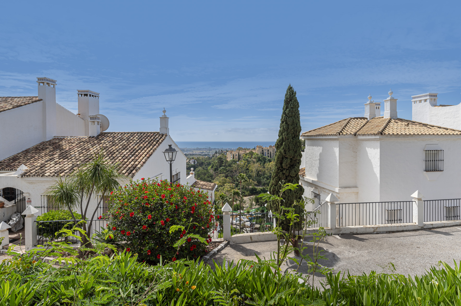2 Bedroom Apartment in Benahavís - Фото 32