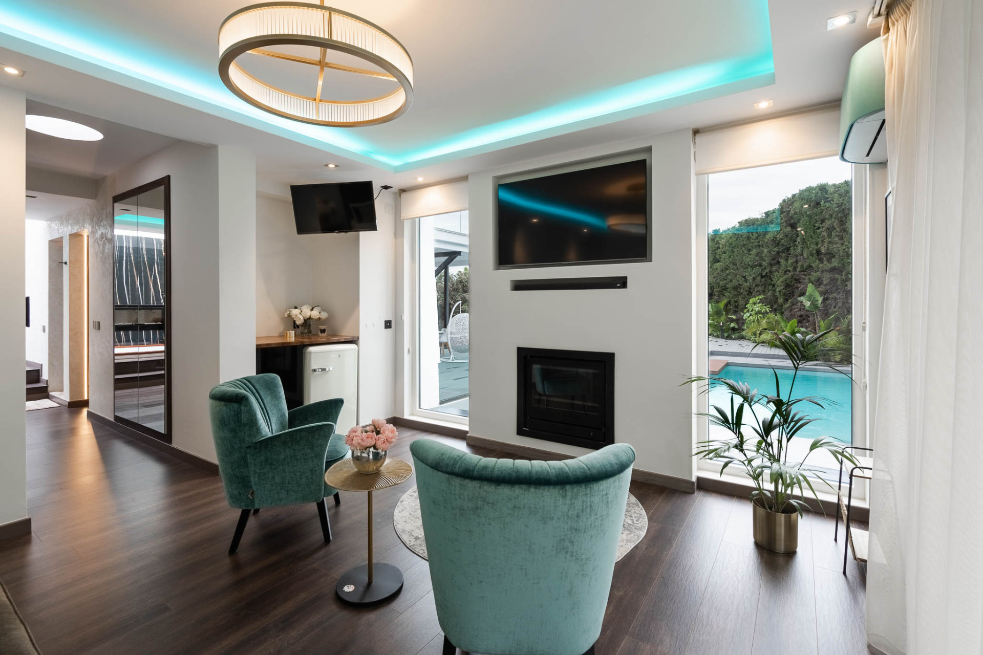 8 Bedroom Villa in Marbella - Photo 6