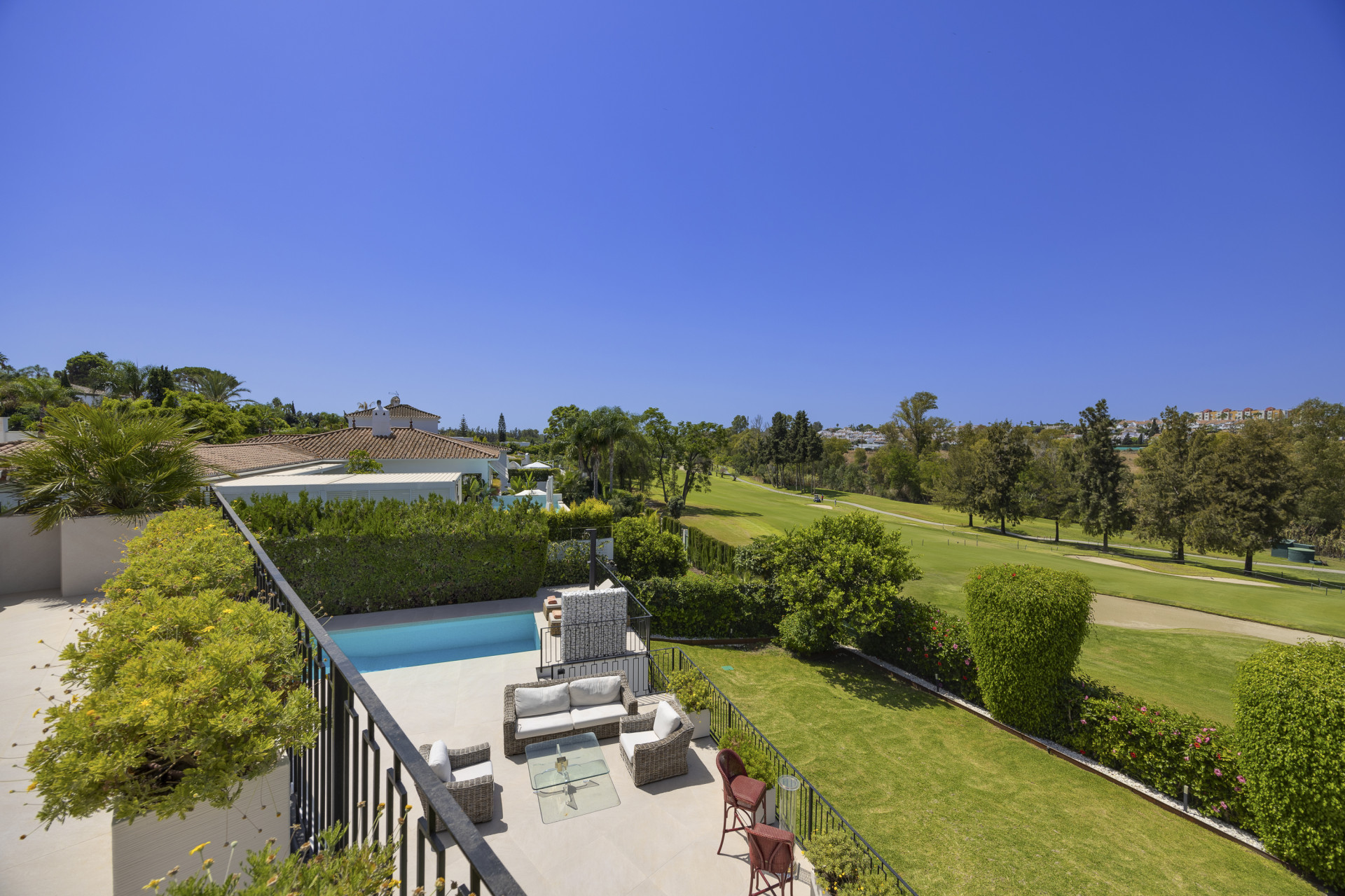 4 Bedroom Villa in San Pedro de Alcántara - Photo 27