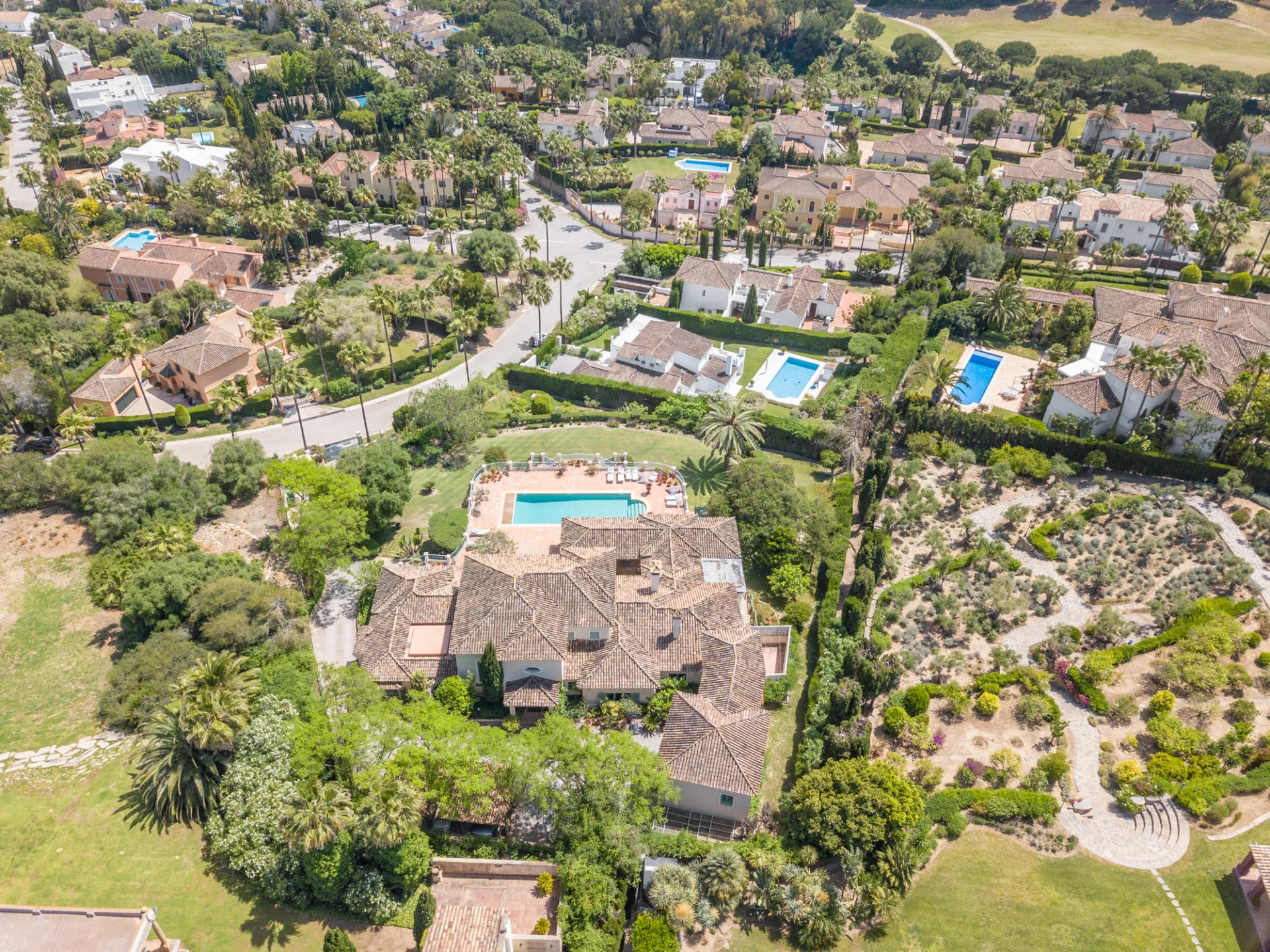 9 Bedroom Villa in Sotogrande - Photo 41
