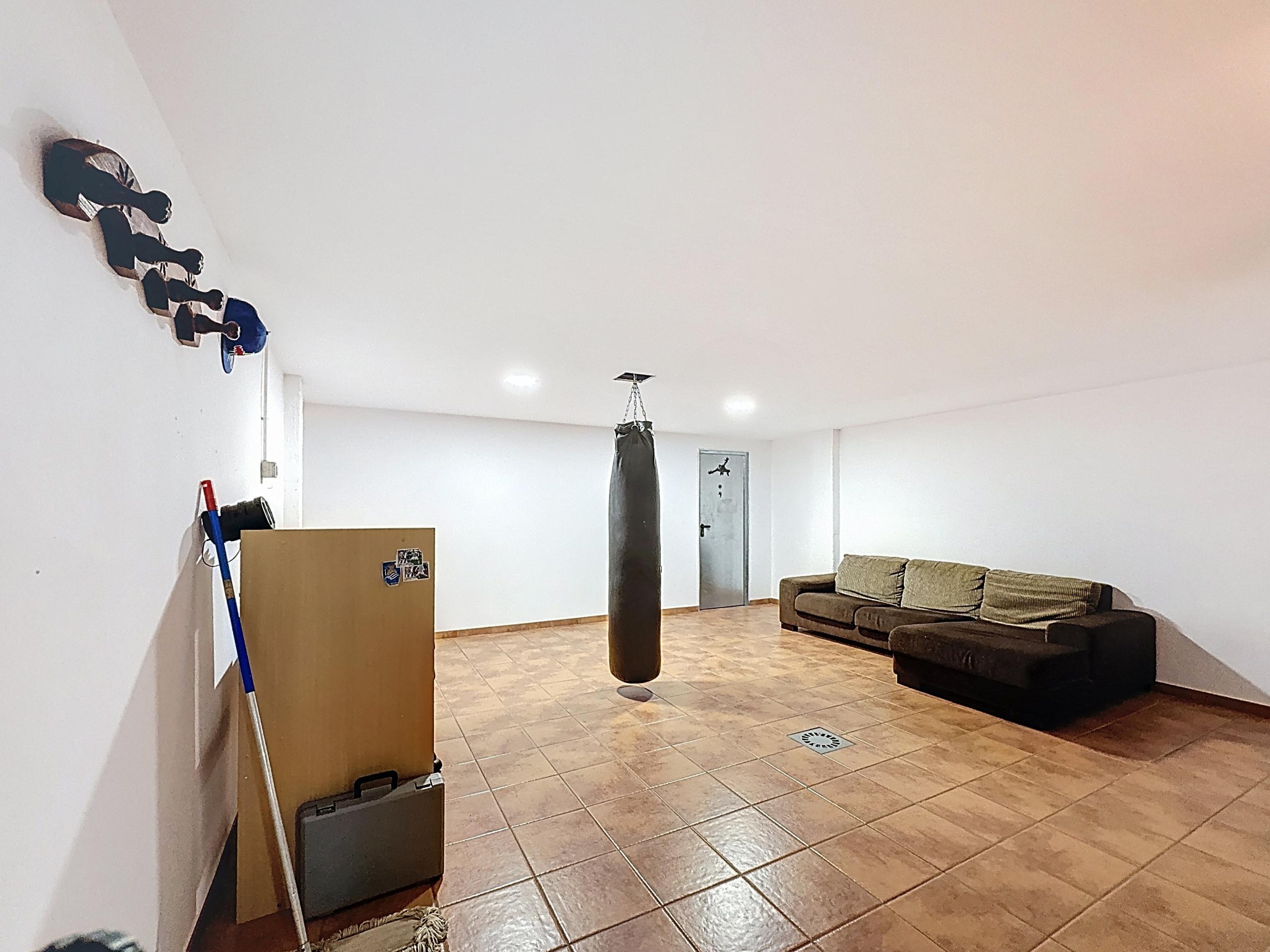 4 Bedroom Villa in Fuengirola - Photo 25