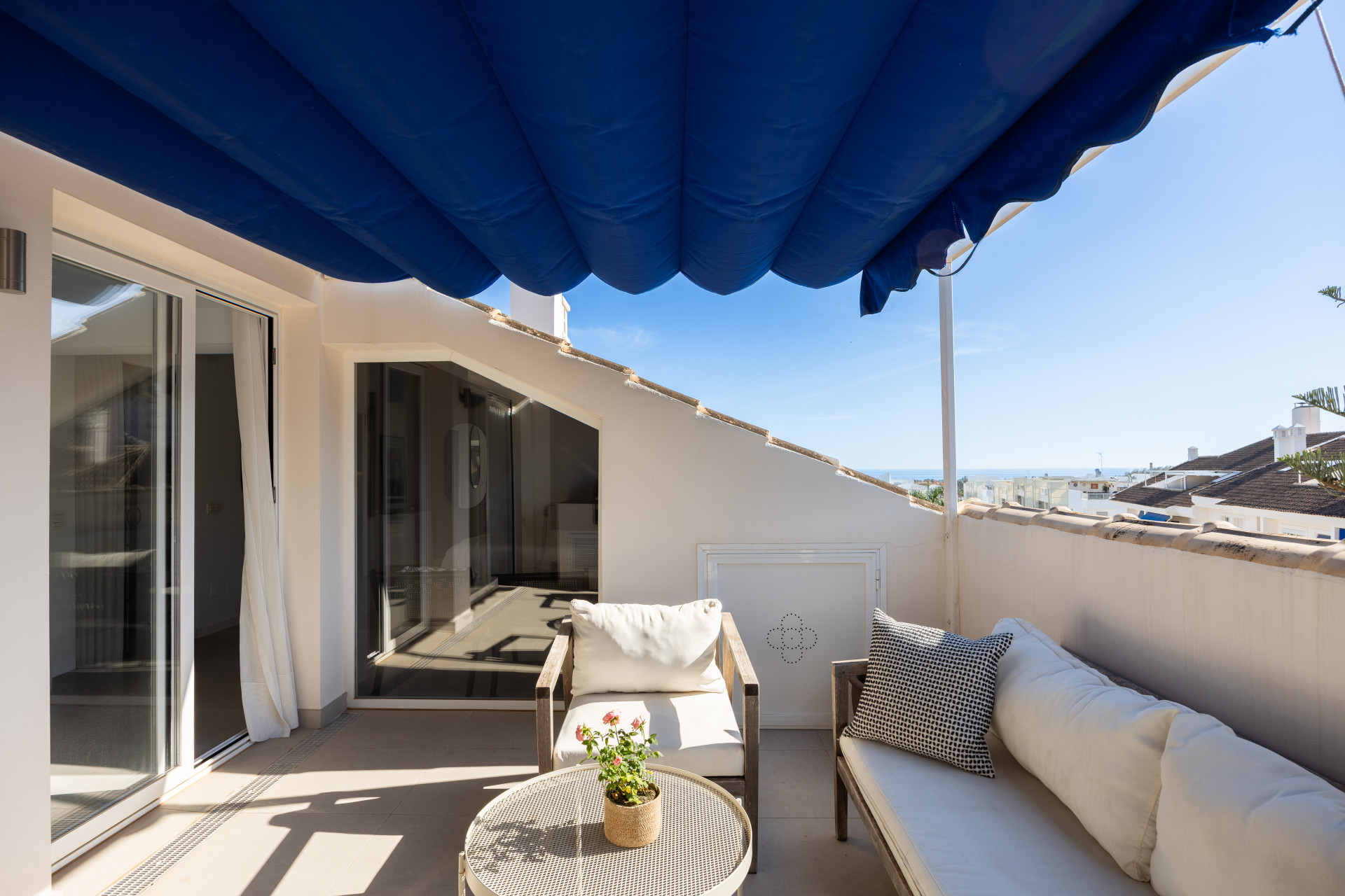 4 Bedroom Penthouse in San Pedro de Alcántara - Photo 10