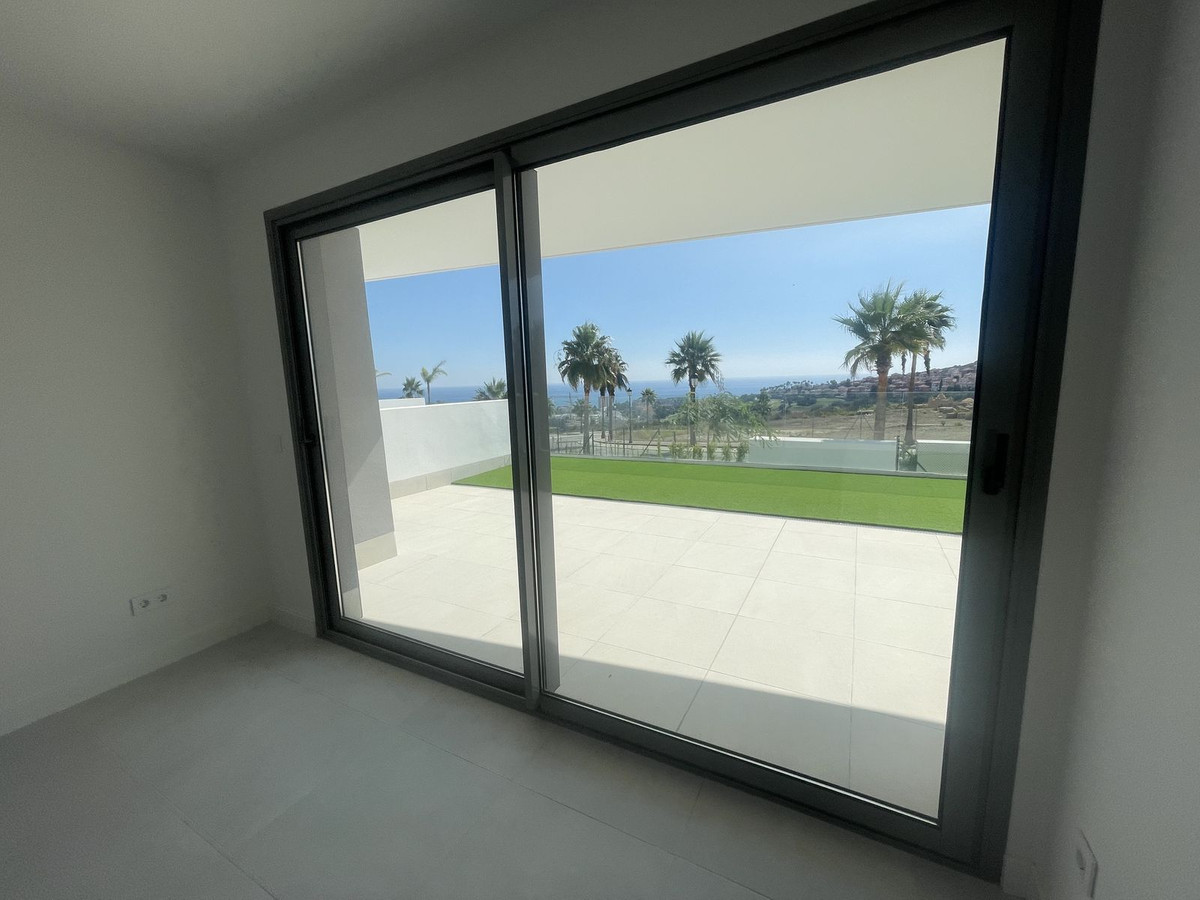 2 Bedroom Apartment in Manilva - Foto 6