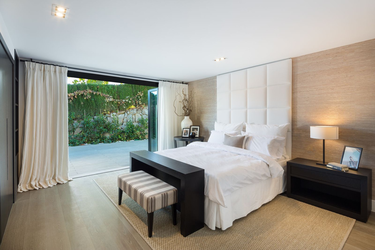 5 Bedroom Villa in Marbella - Foto 8