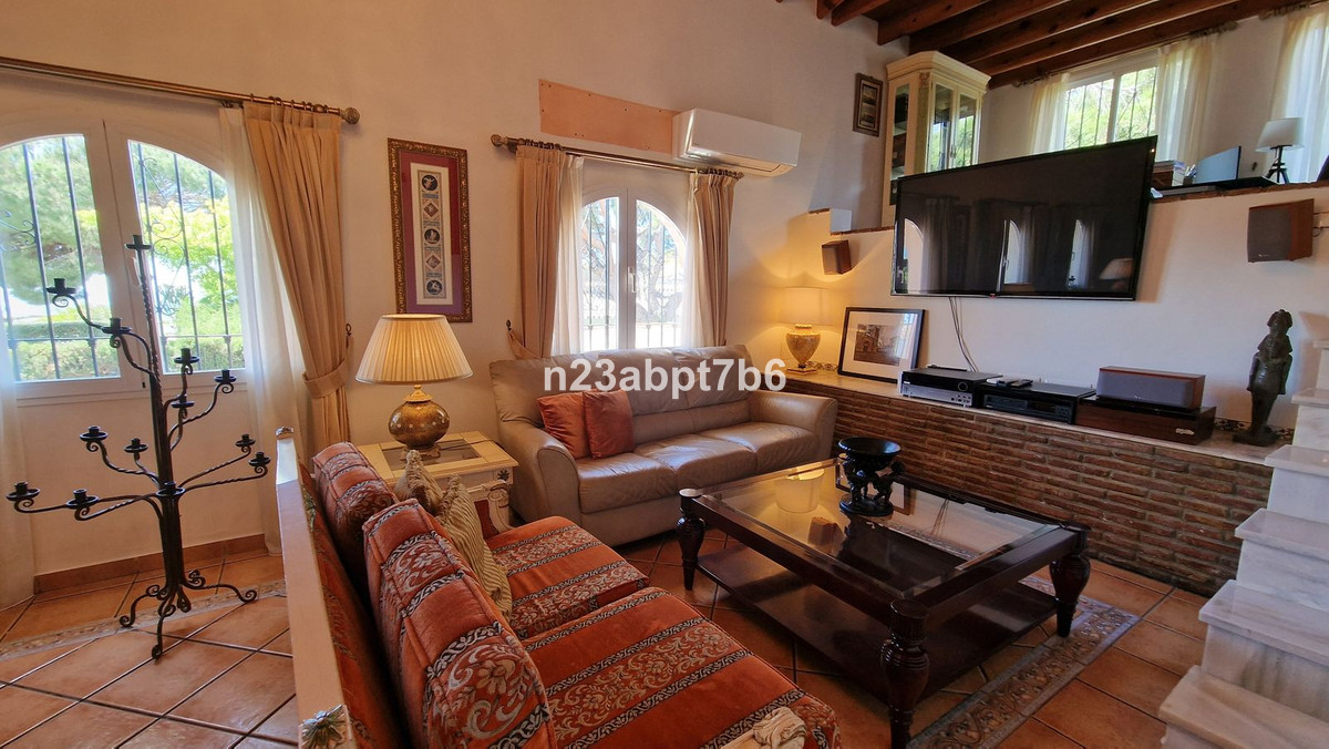 4 Bedroom Villa in Marbella - Foto 3