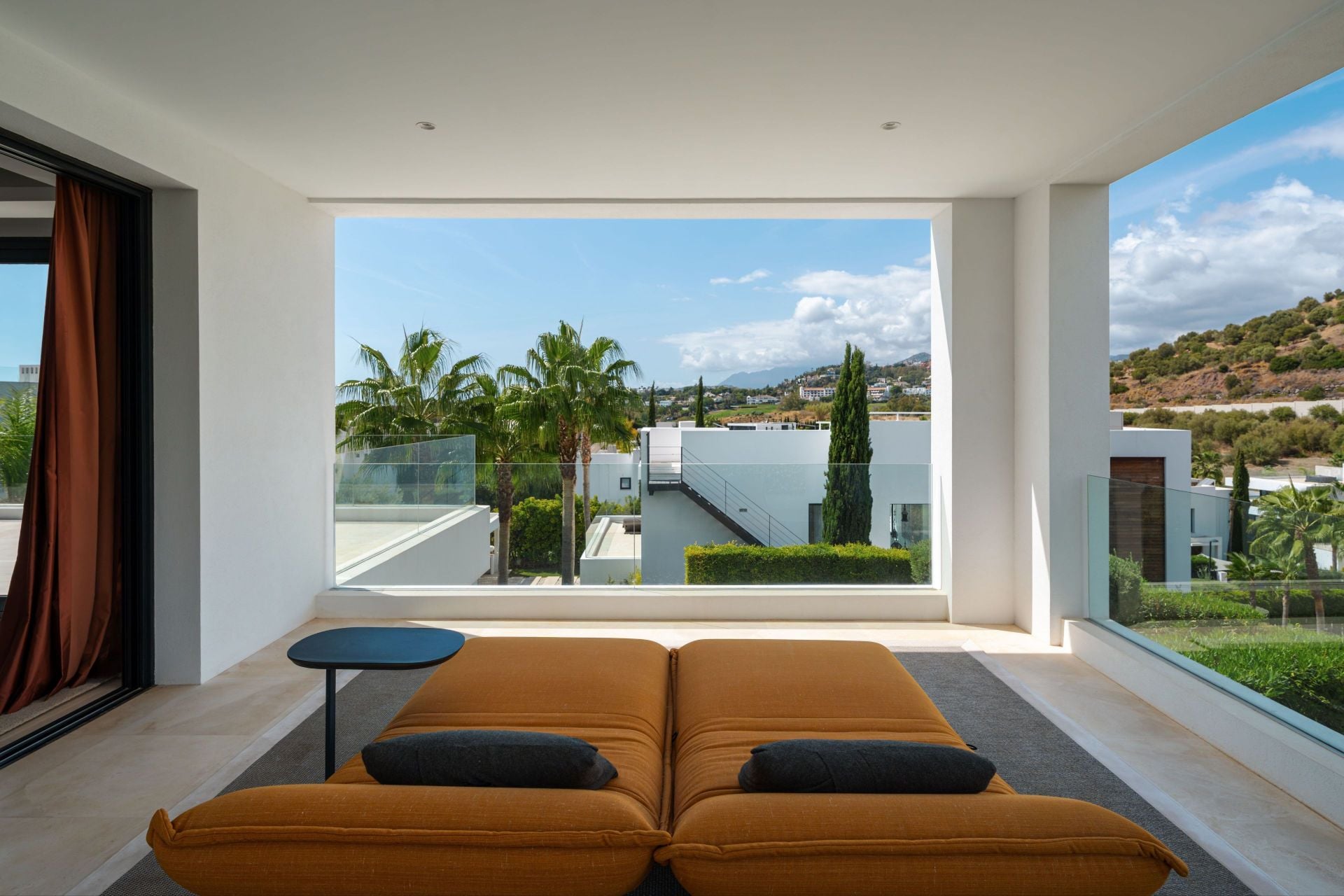 5 Bedroom Villa in Marbella - Photo 24