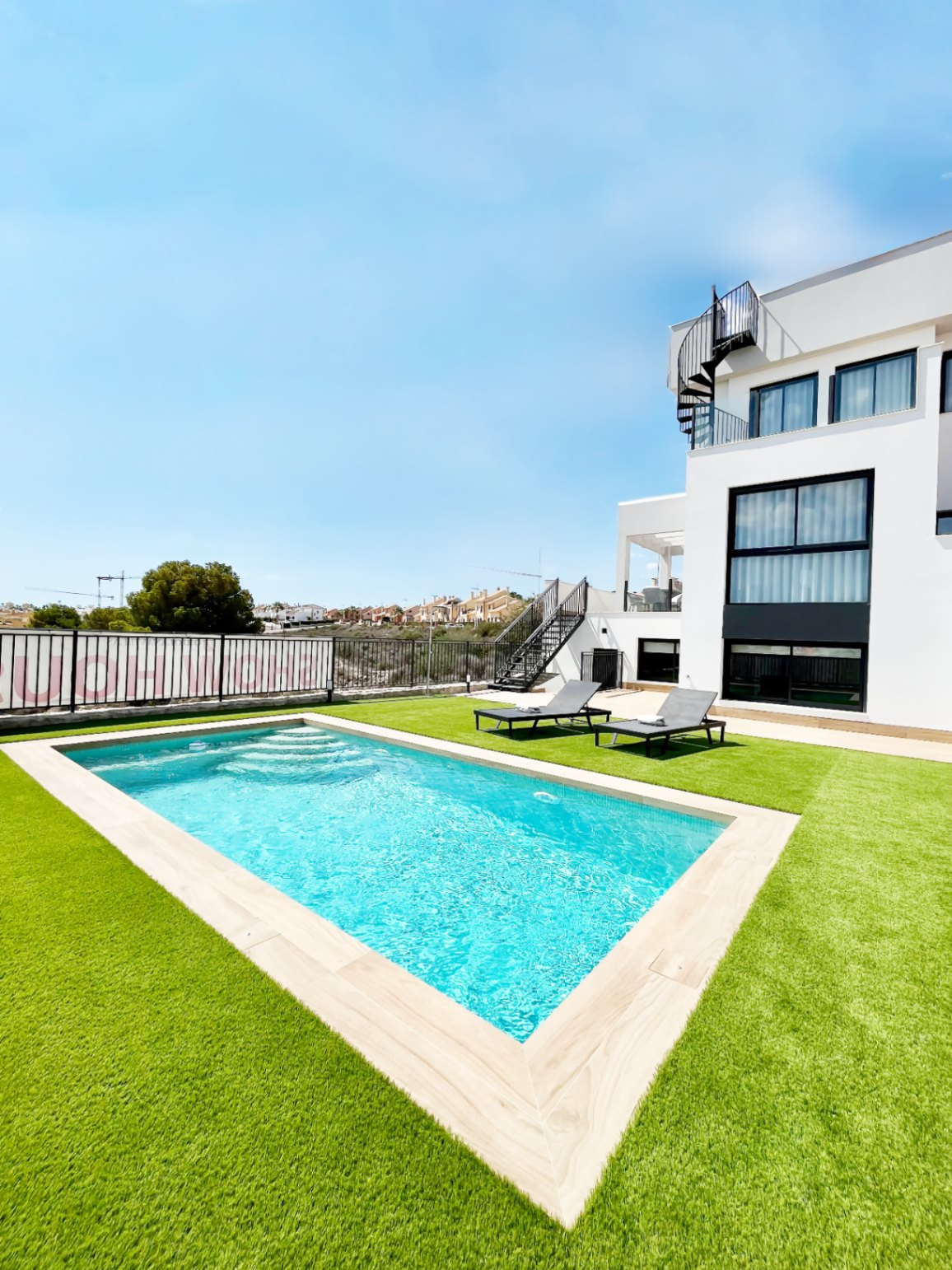 Moradia com 3 quartos com piscina em Alicante, Espanha – Foto 2
