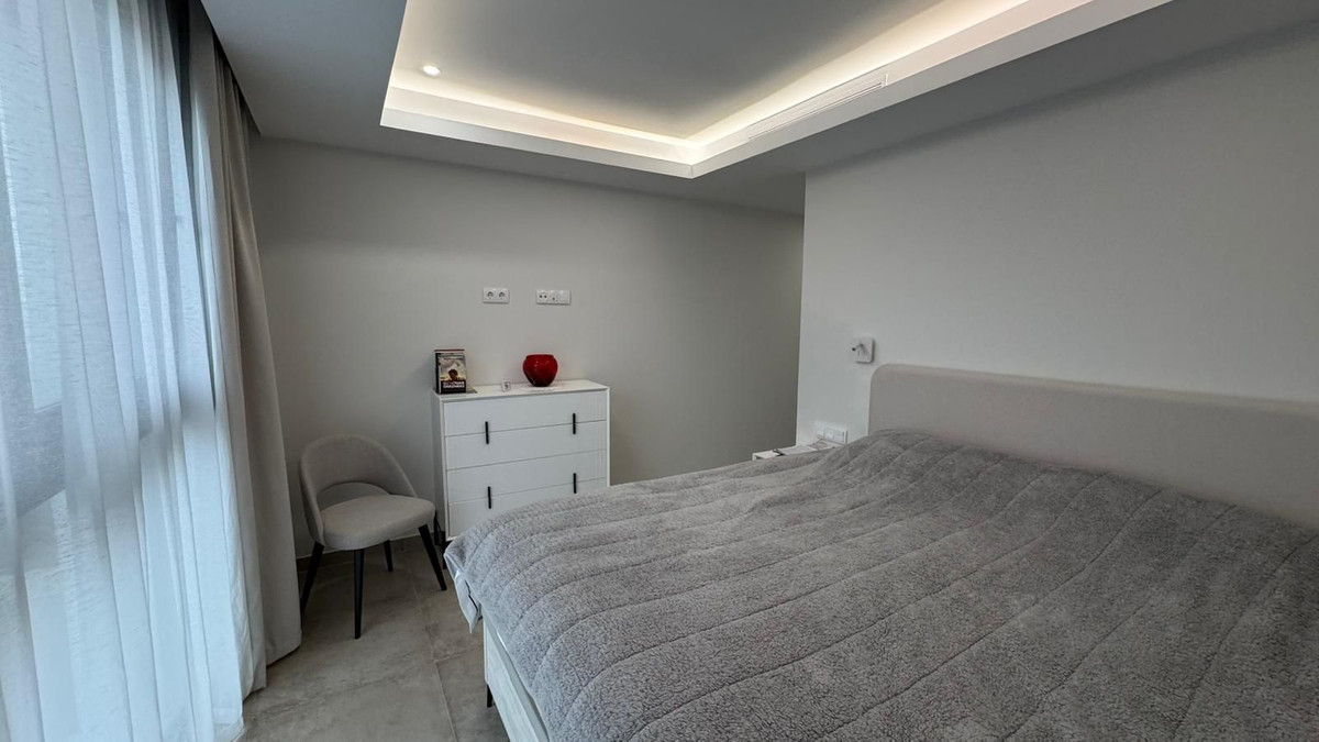 2 Bedroom Penthouse in Estepona - Foto 20