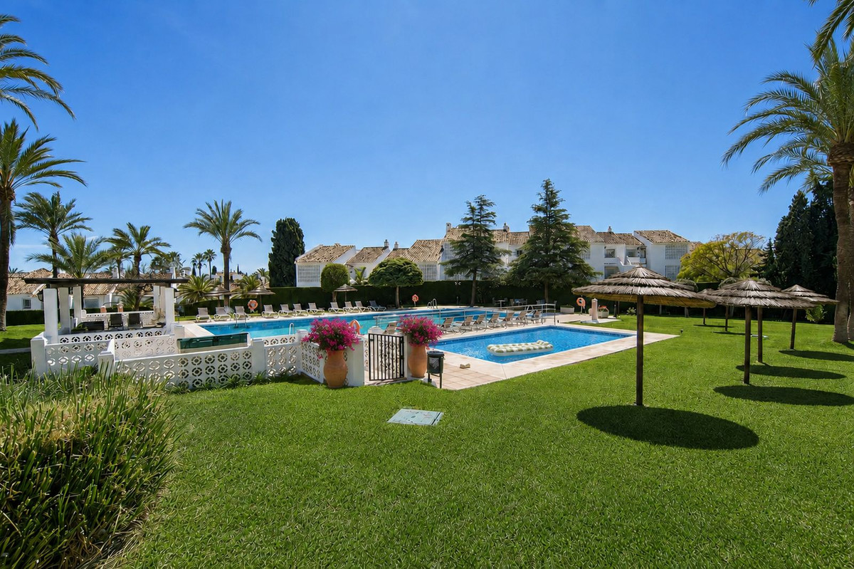 3 Bedroom Apartment in Marbella - Photo 21